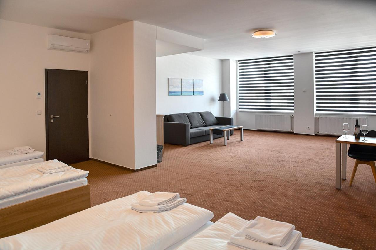 Hotel Fabrika Uherské Hradiště Exteriör bild